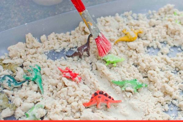 DINO ARCHAEOLOGY: A fun sensory activity with cloud dough; an easy activity for toddlers and preschoolers; simple sensory play