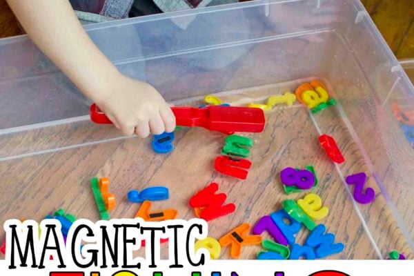 MAGNETIC ALPHABET FISHING - Check out this awesome indoor activity for toddlers and preschoolers. It's the perfect quick and easy activity for toddlers. Preschoolers will love this alphabet activity!