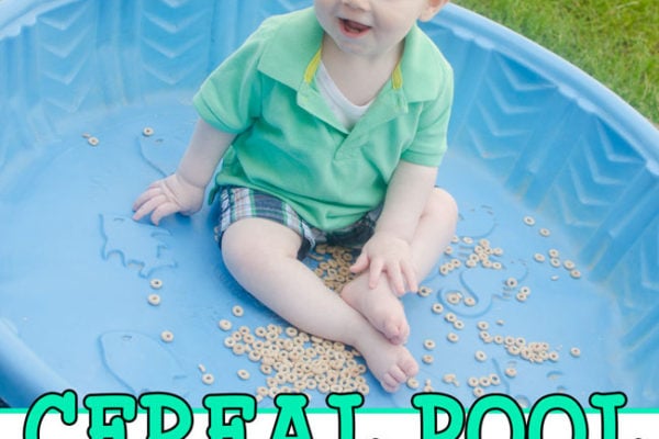 CEREAL POOL: A great baby sensory bin! A quick and easy baby activity; taste safe sensory been; easy outdoor activity; what to play with baby from Busy Toddler