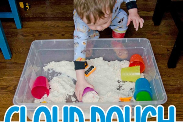 TABY CLOUD DOUGH: A quick and easy taby activity; toddler activity; baby activity; rainy day activity; indoor activity; sensory bin activity from Busy Toddler