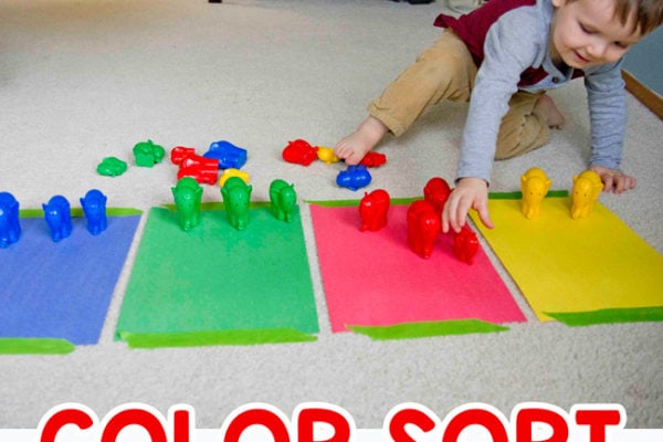 COLOR SORTING: A quick and easy toddler activity; introduce sorting to toddlers; toddler sorting activity; indoor toddler activity; rainy day activity; breakfast invitation activity; learn to sort activity from Busy Toddler