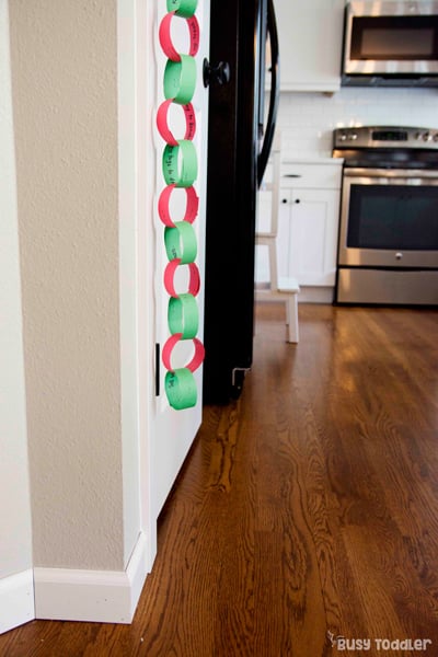 Paper chain countdown to celebrate the Christmas season with random acts of kindness